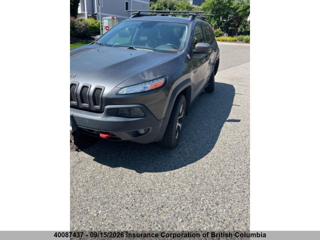 Jeep Cherokee Trailhawk 2015 1C4PJMBS4FW744904 Image 2