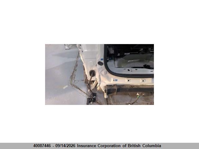 Ford Explorer Platinum 2026 1FMUK8HH3TGB04929 Image 9