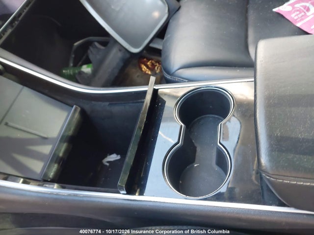 5YJ3E1EA7LF794281 Tesla MODEL 3