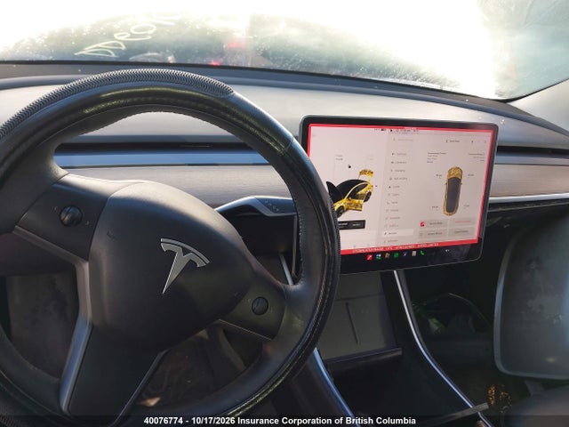 5YJ3E1EA7LF794281 Tesla MODEL 3