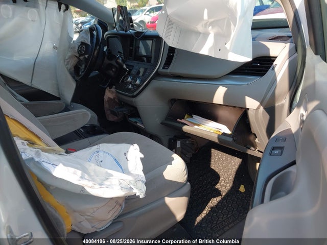 5TDKK3DC5GS734360 Toyota Sienna Le 8 Passenger