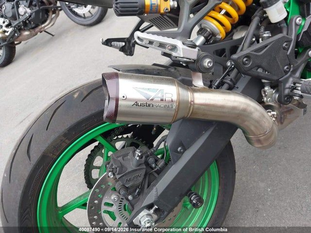 ML5ZRDT15TDA11983 Kawasaki Zr900 T