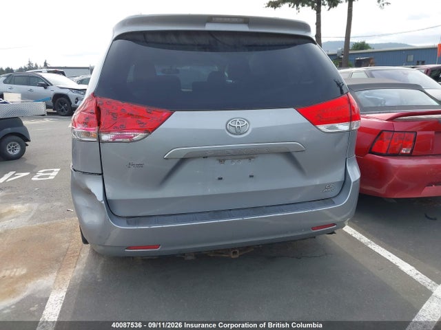 40087536 :رقم المزاد ، 5TDJK3DC3BS006167 vin ، 2011 Toyota Sienna Le مزاد بيع