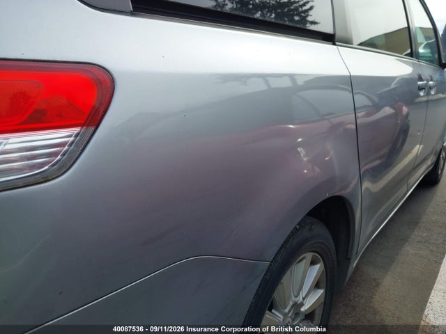 40087536 :رقم المزاد ، 5TDJK3DC3BS006167 vin ، 2011 Toyota Sienna Le مزاد بيع