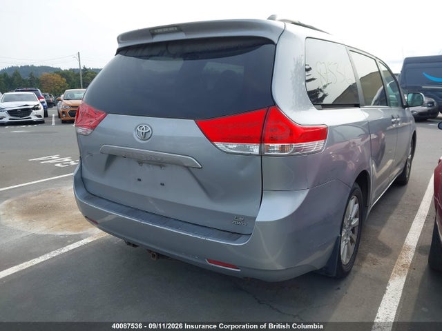 40087536 :رقم المزاد ، 5TDJK3DC3BS006167 vin ، 2011 Toyota Sienna Le مزاد بيع