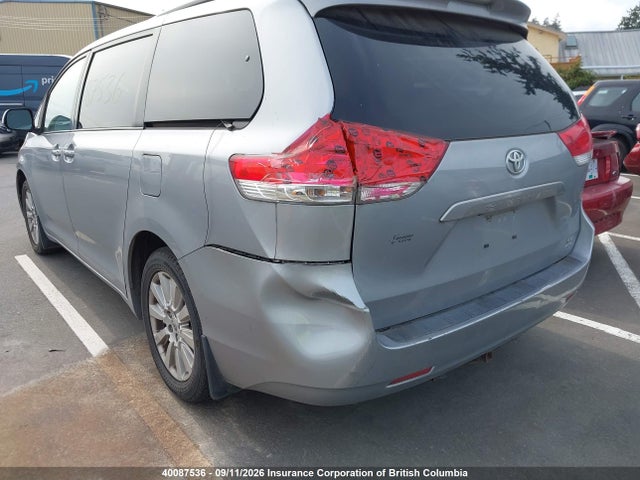 40087536 :رقم المزاد ، 5TDJK3DC3BS006167 vin ، 2011 Toyota Sienna Le مزاد بيع