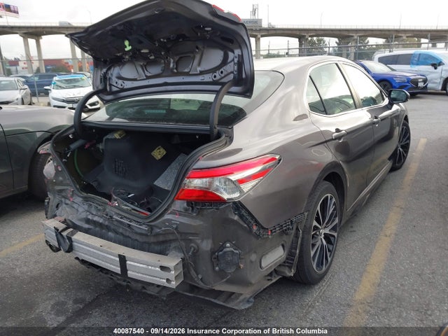 Toyota Camry 2018 4T1B21HK0JU510031 Image 4