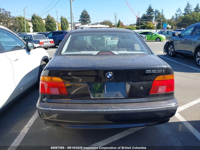 1999 Bmw 528i მანქანა იყიდება აუქციონზე, vin: WBADM6346XBY33448, აუქციონის ნომერი: 40087569