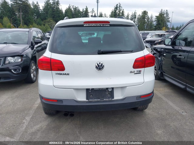 Продажа на аукционе авто 2015 Volkswagen Tiguan S/se/sel/r-line, vin: WVGJV7AX9FW514747, номер лота: 40084333
