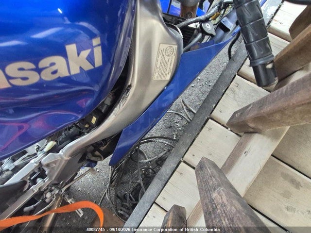 40087745 :رقم المزاد ، JKBZXJB144A034317 vin ، 2004 Kawasaki Zx636 B1 مزاد بيع