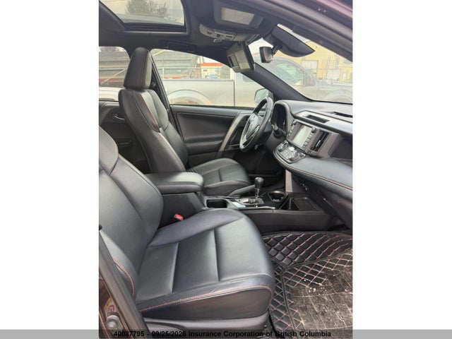 Toyota RAV4 2018 2T3JFREV1JW786304 Image 15