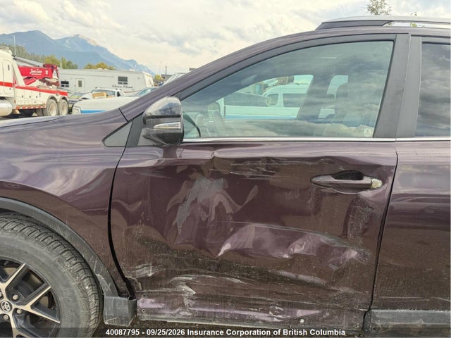 Toyota RAV4 2018 2T3JFREV1JW786304 Image 17
