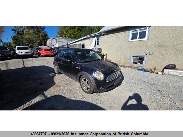 40087797 :رقم المزاد ، WMWMF33579TW76799 vin ، 2009 Mini Cooper مزاد بيع