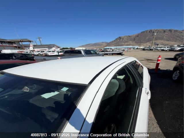 40087813 :رقم المزاد ، VNKJTUD37JA086983 vin ، 2018 Toyota Yaris مزاد بيع