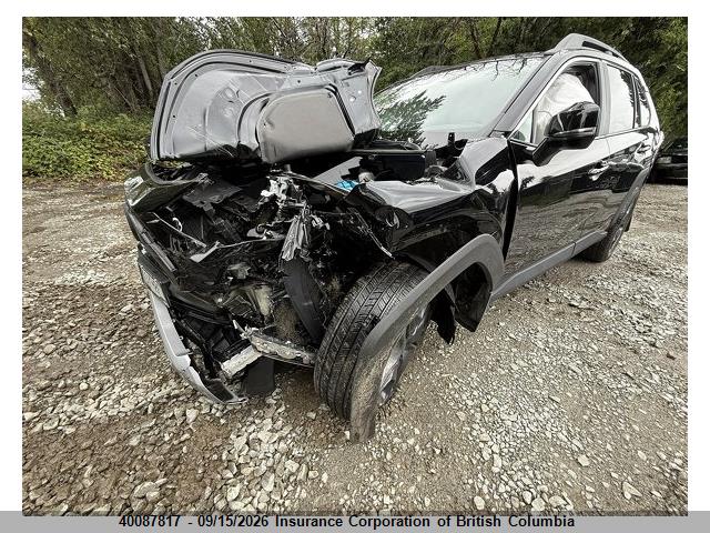 Toyota RAV4 2025 2T3J1RFV0SW620838 Image 2