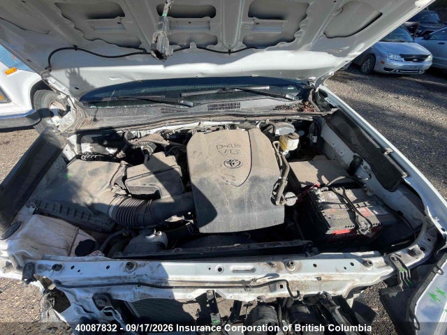 Toyota Tacoma 2022 3TYDZ5BN8NT007591 Image 10
