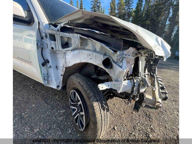 Toyota Tacoma 2022 3TYDZ5BN8NT007591 Image 8