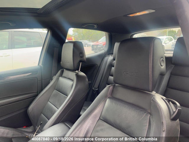 40087840 :رقم المزاد ، WVWEV7AJ6BW317319 vin ، 2011 Volkswagen Gti مزاد بيع