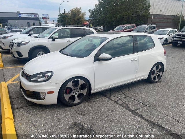 40087840 :رقم المزاد ، WVWEV7AJ6BW317319 vin ، 2011 Volkswagen Gti مزاد بيع