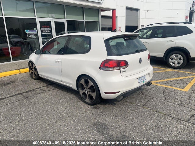 40087840 :رقم المزاد ، WVWEV7AJ6BW317319 vin ، 2011 Volkswagen Gti مزاد بيع