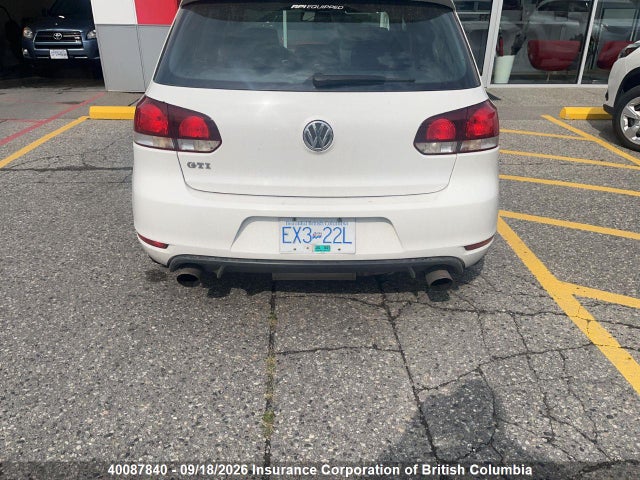 40087840 :رقم المزاد ، WVWEV7AJ6BW317319 vin ، 2011 Volkswagen Gti مزاد بيع