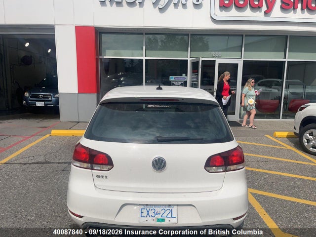 40087840 :رقم المزاد ، WVWEV7AJ6BW317319 vin ، 2011 Volkswagen Gti مزاد بيع