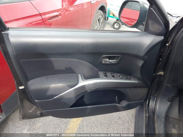 40087913 :رقم المزاد ، JA4MT31X69Z605763 vin ، 2009 Mitsubishi Outlander Se مزاد بيع
