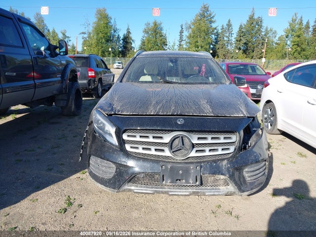 WDCTG4GB1JJ380494 Mercedes-Benz Gla 250 4matic