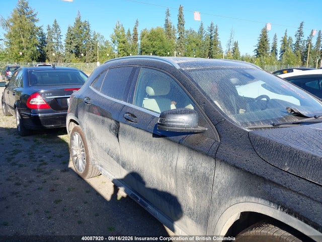 WDCTG4GB1JJ380494 Mercedes-Benz Gla 250 4matic
