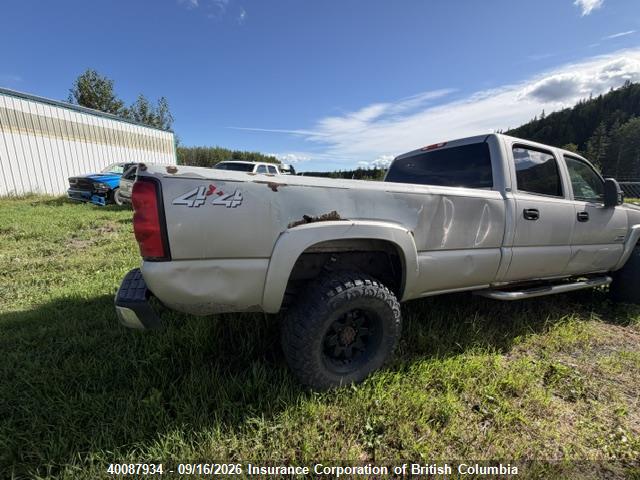 40087934 :رقم المزاد ، 1GCHK33265F886406 vin ، 2005 Chevrolet Silverado K3500 مزاد بيع