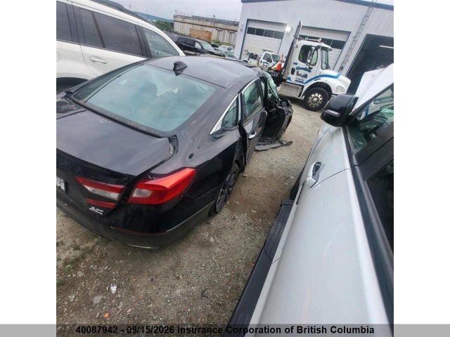 Honda Accord Touring 2019 1HGCV2F96KA800784 Image 4