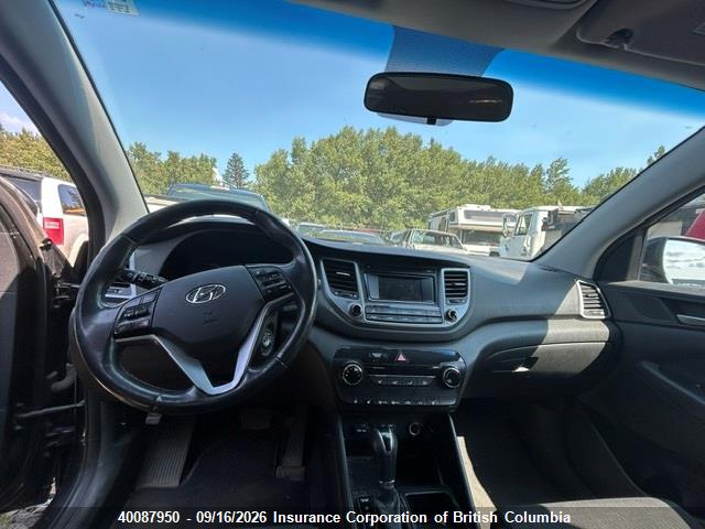 KM8J3CA49HU353772 Hyundai Tucson Limited/sport And Eco/se