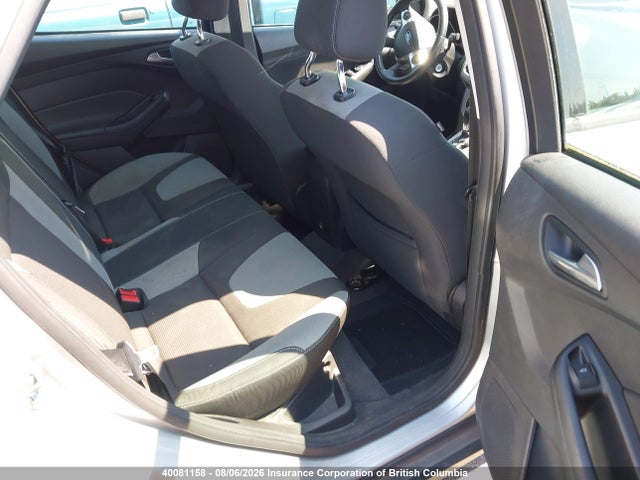 40081158 :رقم المزاد ، 1FAHP3F21CL136655 vin ، 2012 Ford Focus Se مزاد بيع