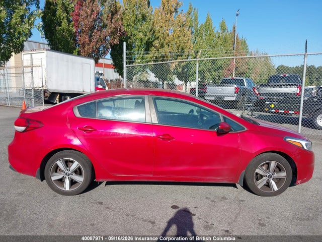 40087971 :رقم المزاد ، 3KPFL4A7XJE219948 vin ، 2018 Kia Forte مزاد بيع