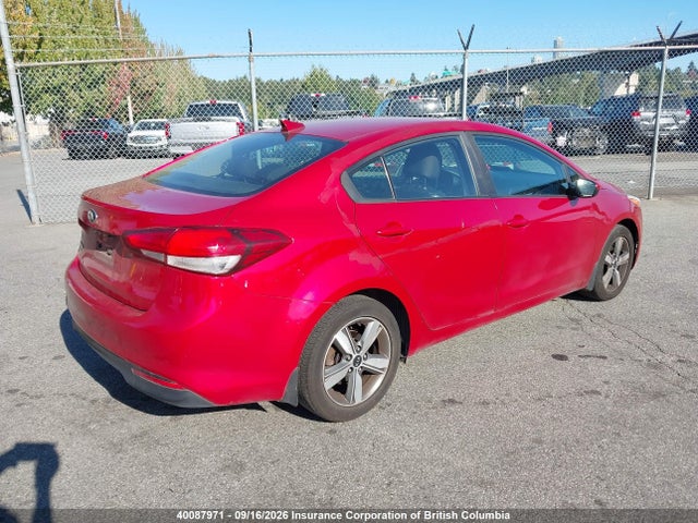 40087971 :رقم المزاد ، 3KPFL4A7XJE219948 vin ، 2018 Kia Forte مزاد بيع