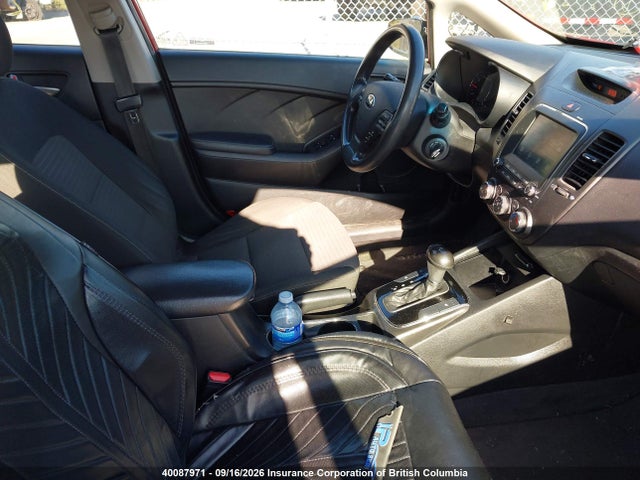 40087971 :رقم المزاد ، 3KPFL4A7XJE219948 vin ، 2018 Kia Forte مزاد بيع