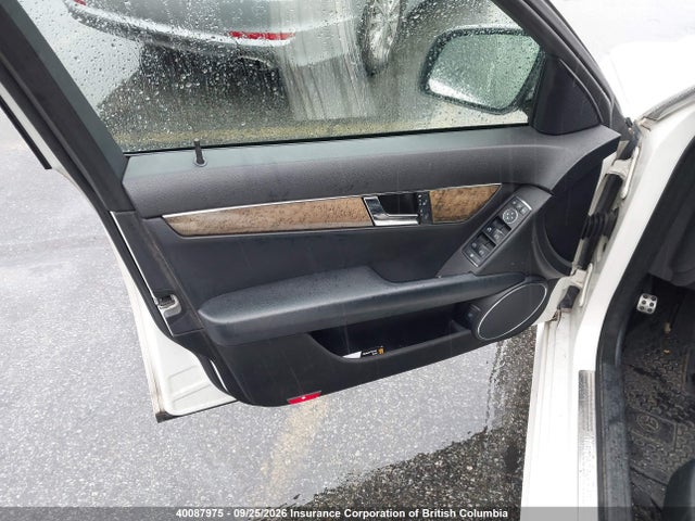 Aukcja sprzedaży 2008 Mercedes-benz C 300, vin: WDDGF54X08F172299, numer aukcji: 40087975