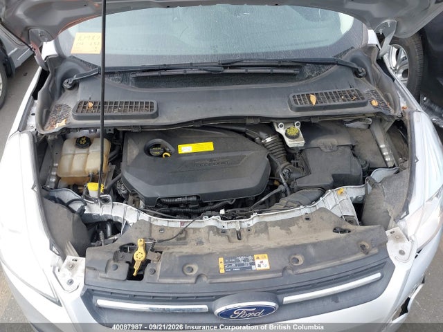 40087987 :رقم المزاد ، 1FMCU9GX8FUB14768 vin ، 2015 Ford Escape Se مزاد بيع