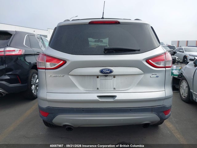 40087987 :رقم المزاد ، 1FMCU9GX8FUB14768 vin ، 2015 Ford Escape Se مزاد بيع