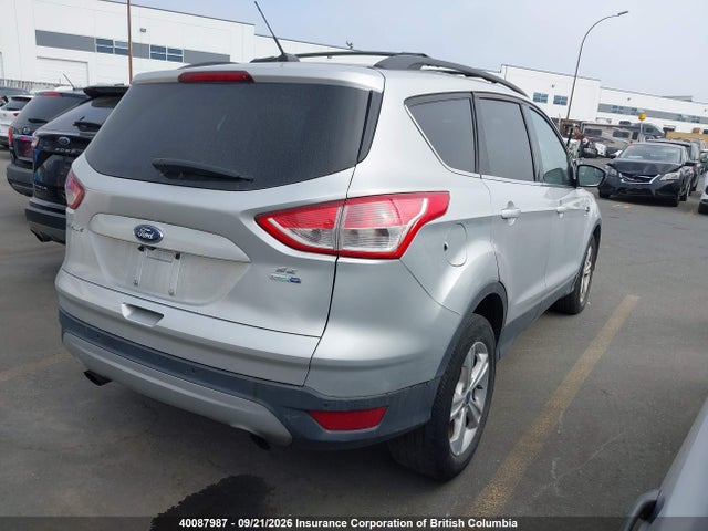 40087987 :رقم المزاد ، 1FMCU9GX8FUB14768 vin ، 2015 Ford Escape Se مزاد بيع