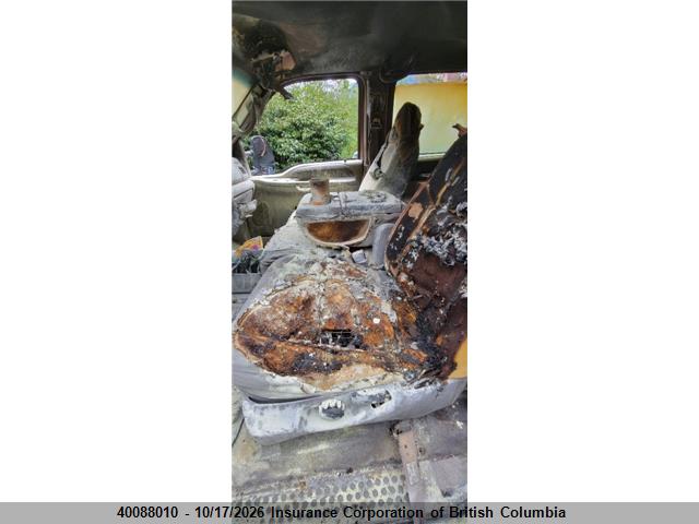 40088010 :رقم المزاد ، 1FTSW31F01EB90771 vin ، 2001 Ford F350 مزاد بيع