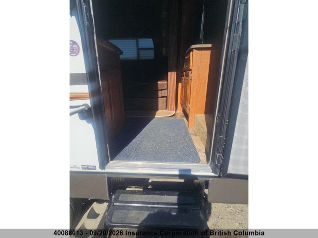 Продажа на аукционе авто 2013 Jayco Eagle, vin: 1UJCJ0BS8D1PK0073, номер лота: 40088013