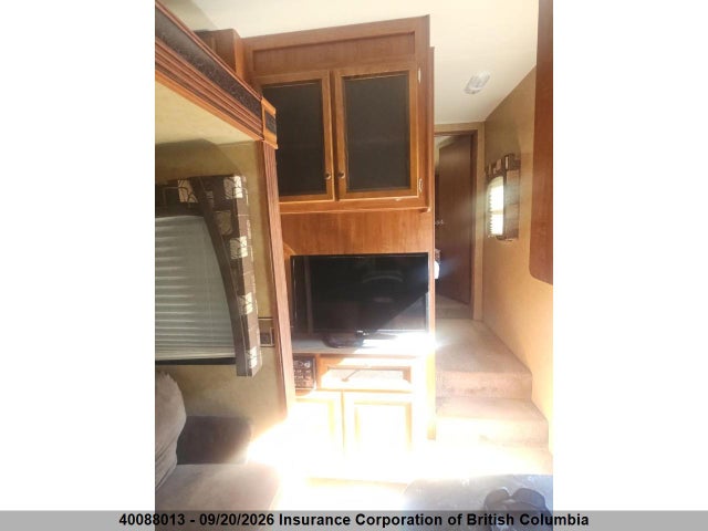 Продажа на аукционе авто 2013 Jayco Eagle, vin: 1UJCJ0BS8D1PK0073, номер лота: 40088013