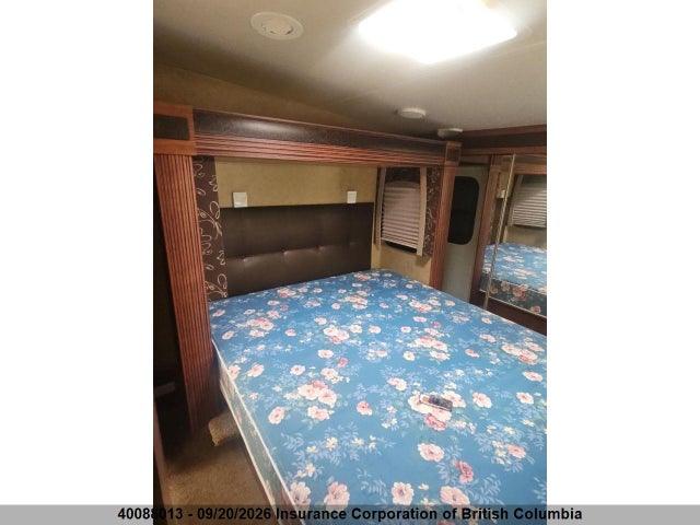 Продажа на аукционе авто 2013 Jayco Eagle, vin: 1UJCJ0BS8D1PK0073, номер лота: 40088013