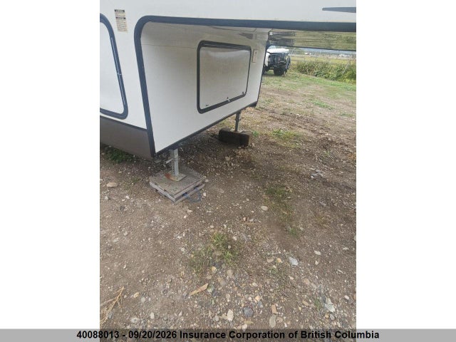 Продажа на аукционе авто 2013 Jayco Eagle, vin: 1UJCJ0BS8D1PK0073, номер лота: 40088013