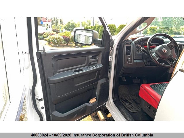 40088024 :رقم المزاد ، 1C6RR7KG8PS523854 vin ، 2023 Ram 1500 Classic Tradesman مزاد بيع