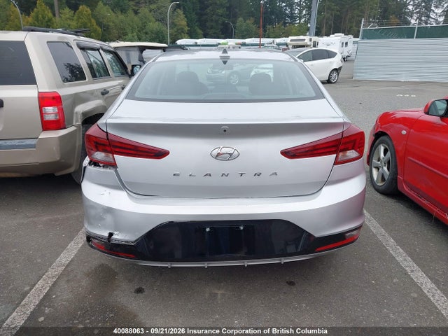 Auction sale of the 2019 Hyundai Elantra Sel/value/limited, vin: KMHD84LF8KU822506, lot number: 40088063