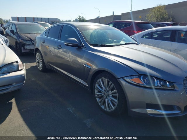 40083748 :رقم المزاد ، SAJXA0HB9CLS33431 vin ، 2012 Jaguar Xf Portfolio مزاد بيع