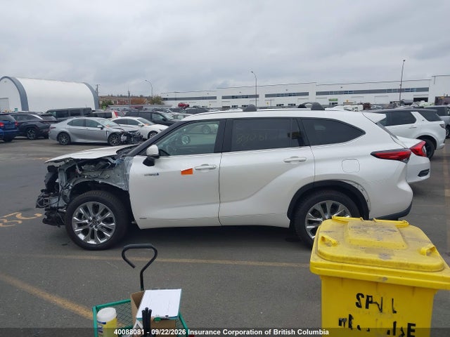 Продажа на аукционе авто 2021 Toyota Highlander Hybrid Limited, vin: 5TDDBRCH0MS056167, номер лота: 40088081