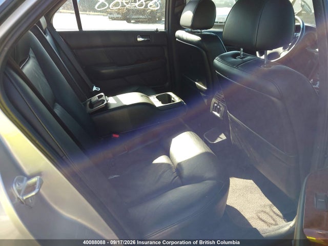 Продажа на аукционе авто 2000 Acura 3.5rl, vin: JH4KA9650YC800237, номер лота: 40088088